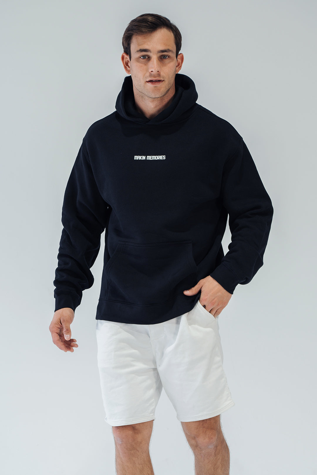 ICONIC HOODIE IN BLACK