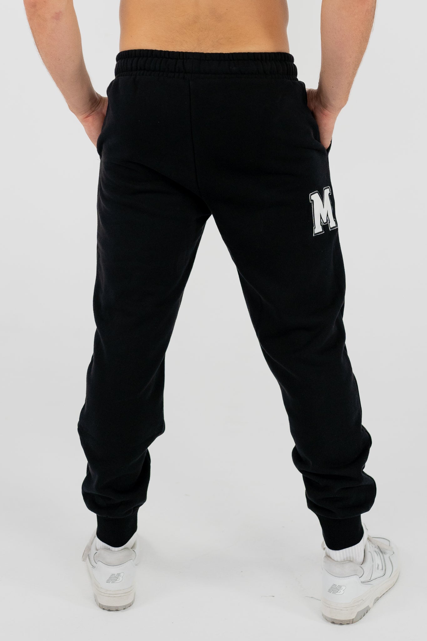 MM Trackpant in Black, Maki Memories